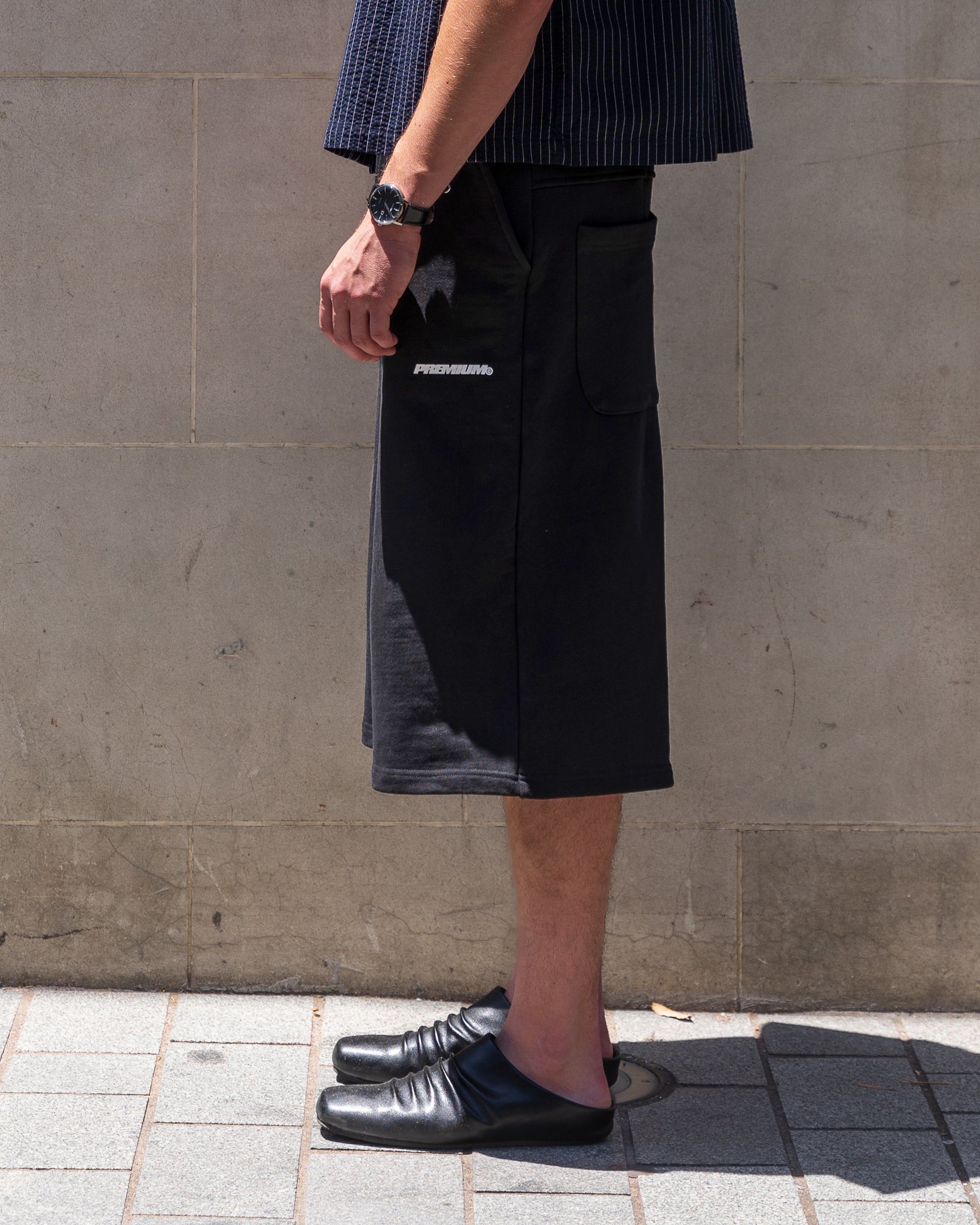 UNIFORM Sweat Short (Black)