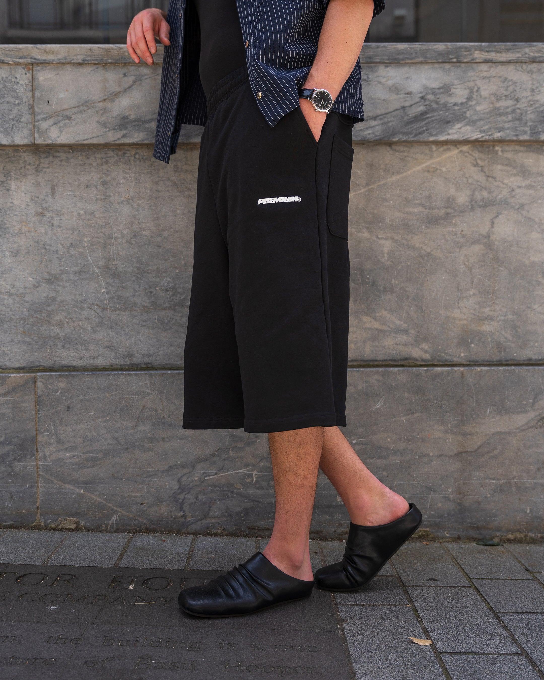 UNIFORM Sweat Short (Black)