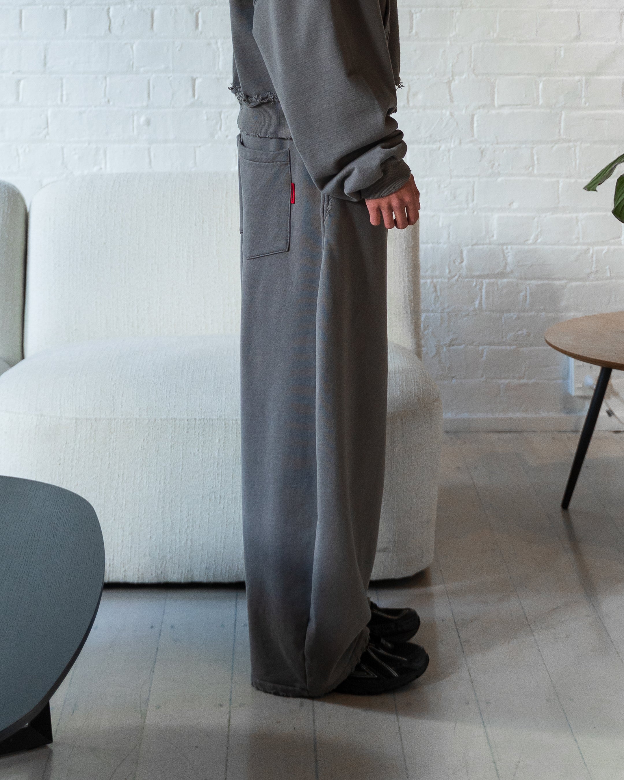 UNIFORM Sweats (Concrete)