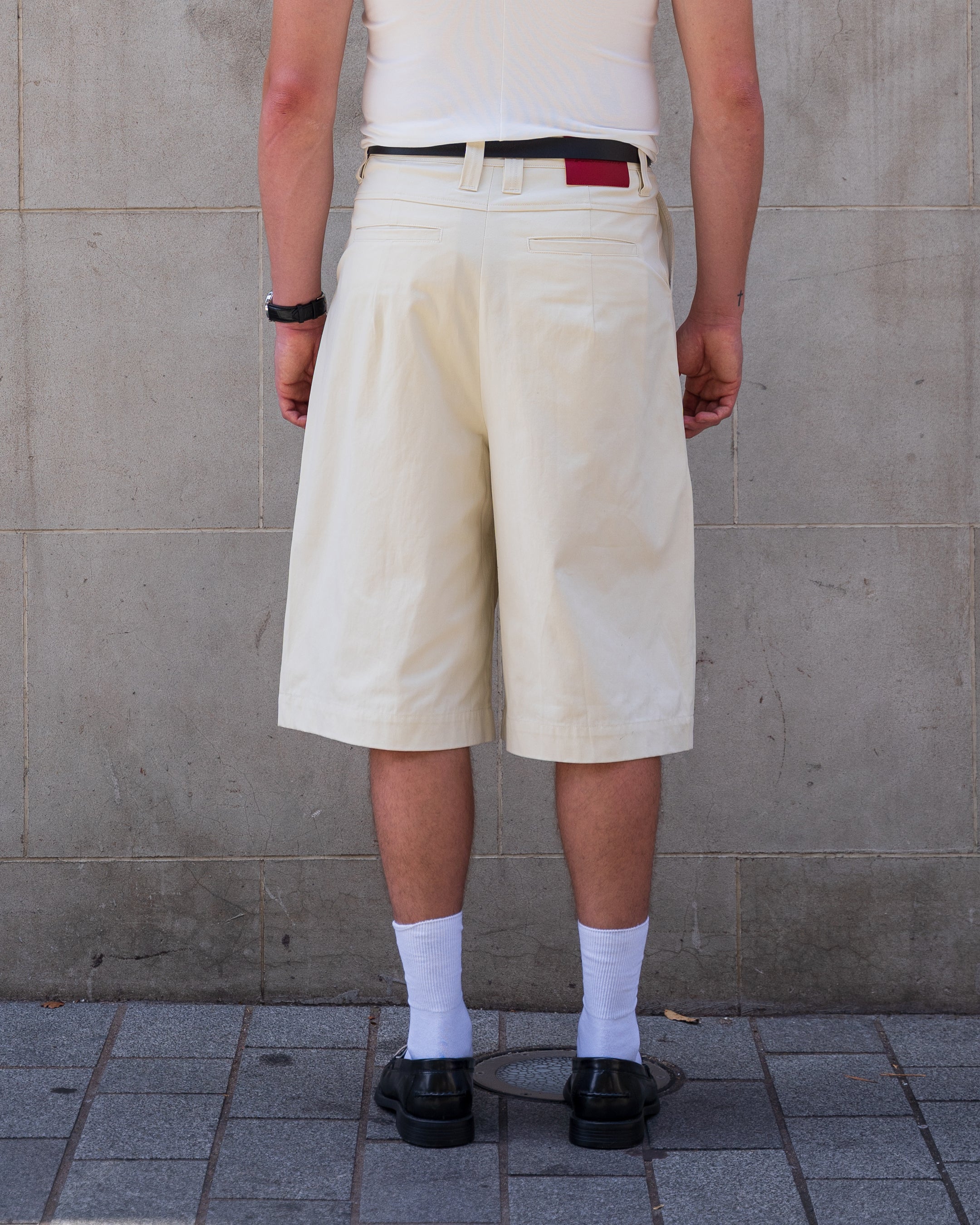 SHIBUYA Pleated Short (Cream)